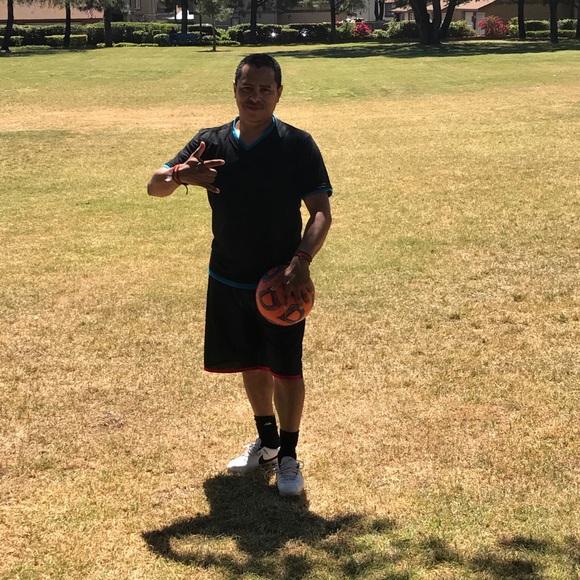 Meet your Posher, Gerardo - Picture 1 of 1